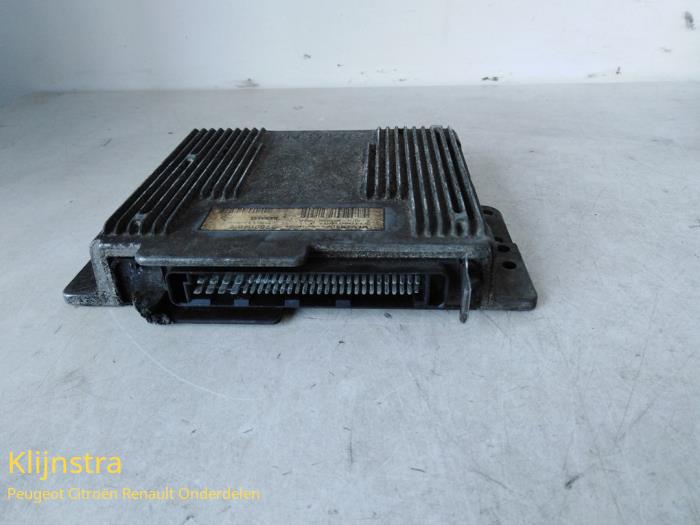 Gebruikte Computer Motormanagement Renault Megane (EA) 2.0 IDE 16V Prijs € 150,00 Margeregeling aangeboden door Fa. Klijnstra & Zn. VOF