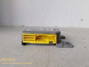 Gebruikte Airbag Module Renault Clio Prijs € 75,00 Margeregeling aangeboden door Fa. Klijnstra & Zn. VOF