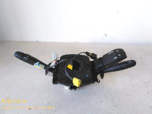 Gebruikte Licht + Raw Schakelaar Renault Espace (JK) 3.0 dCi V6 24V Grand Espace Kat. Prijs op aanvraag aangeboden door Fa. Klijnstra & Zn. VOF