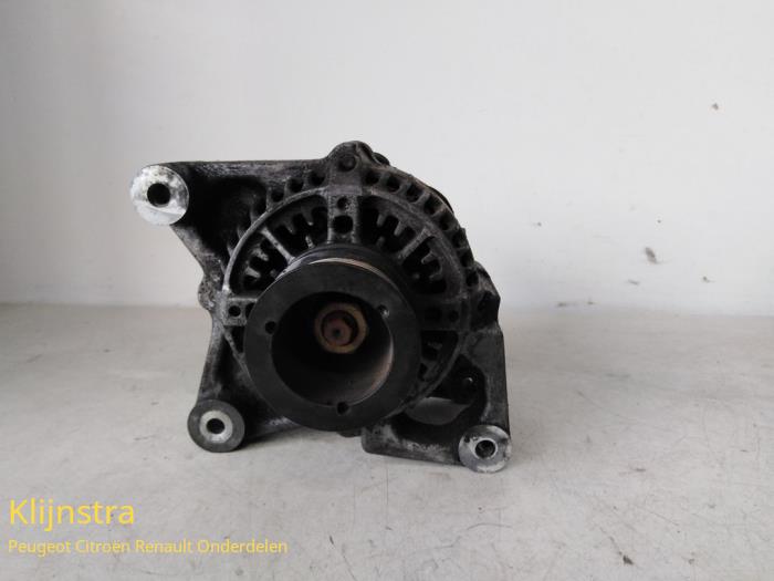 Gebruikte Dynamo Renault Laguna I Grandtour (K56) 2.0S 16V Prijs op aanvraag aangeboden door Fa. Klijnstra & Zn. VOF