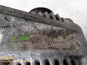 Alternator van een Renault Laguna I (B56) 2.0 1996