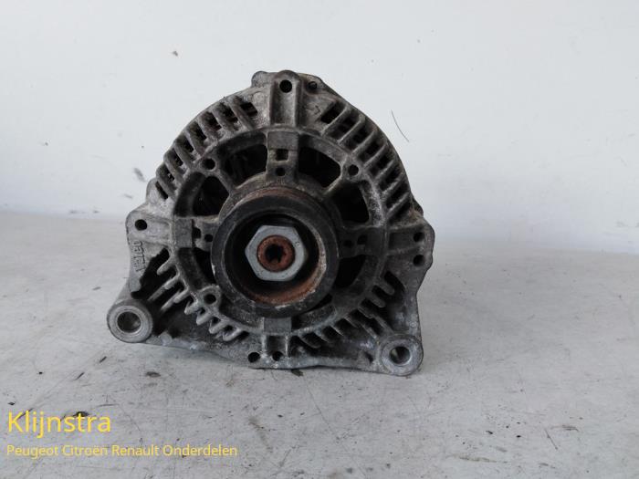 Gebruikte Dynamo Renault Laguna I (B56) 3.0 V6 24V Prijs op aanvraag aangeboden door Fa. Klijnstra & Zn. VOF