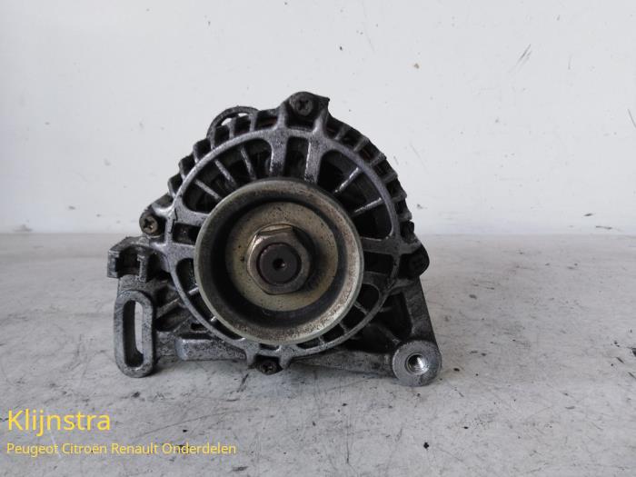 Gebruikte Dynamo Renault Clio II (BB/CB) 1.2 Prijs op aanvraag aangeboden door Fa. Klijnstra & Zn. VOF