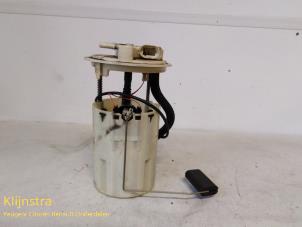 Gebruikte Benzinepomp Renault Laguna II (BG) 1.9 dCi 120 Prijs op aanvraag aangeboden door Fa. Klijnstra & Zn. VOF