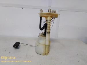 Gebruikte Benzinepomp Renault Laguna I (B56) 2.0 Prijs op aanvraag aangeboden door Fa. Klijnstra & Zn. VOF