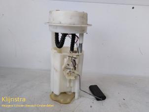 Gebruikte Benzinepomp Renault Espace (JE) 3.0 V6 24V Grand Espace Prijs € 125,00 Margeregeling aangeboden door Fa. Klijnstra & Zn. VOF