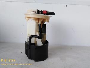 Gebruikte Benzinepomp Renault Kangoo (KC) 1.4 Prijs op aanvraag aangeboden door Fa. Klijnstra & Zn. VOF