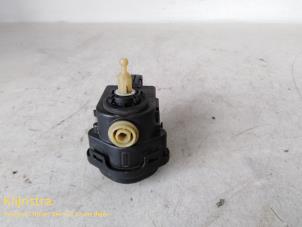 Gebruikte Koplampmotor Renault Laguna Prijs op aanvraag aangeboden door Fa. Klijnstra & Zn. VOF