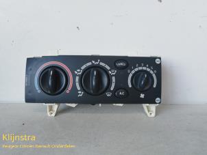 Gebruikte Chaufage Bedieningspaneel Renault Megane Scénic (JA) 2.0 RT Prijs op aanvraag aangeboden door Fa. Klijnstra & Zn. VOF