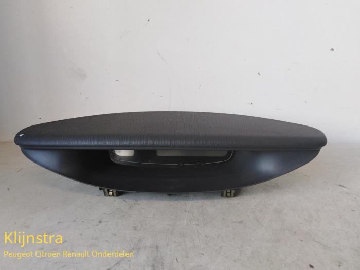 Gebruikte Display Interieur Renault Laguna II Grandtour (KG) 2.2 dCi 150 16V Prijs op aanvraag aangeboden door Fa. Klijnstra & Zn. VOF