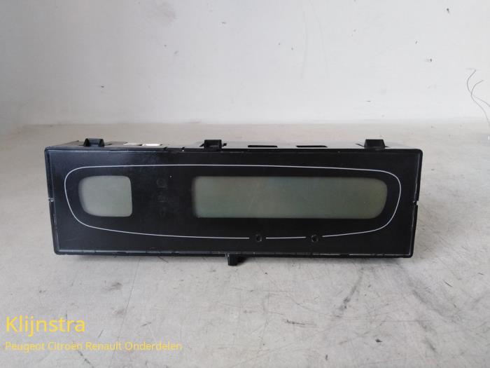 Gebruikte Display Interieur Renault Laguna Prijs op aanvraag aangeboden door Fa. Klijnstra & Zn. VOF