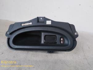 Gebruikte Display Interieur Renault Megane (BA) 1.6i ,Easy Prijs € 45,00 Margeregeling aangeboden door Fa. Klijnstra & Zn. VOF