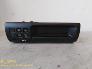 Gebruikte Display Interieur Renault Safrane I 2.5 RN,RT,RXE Prijs op aanvraag aangeboden door Fa. Klijnstra & Zn. VOF