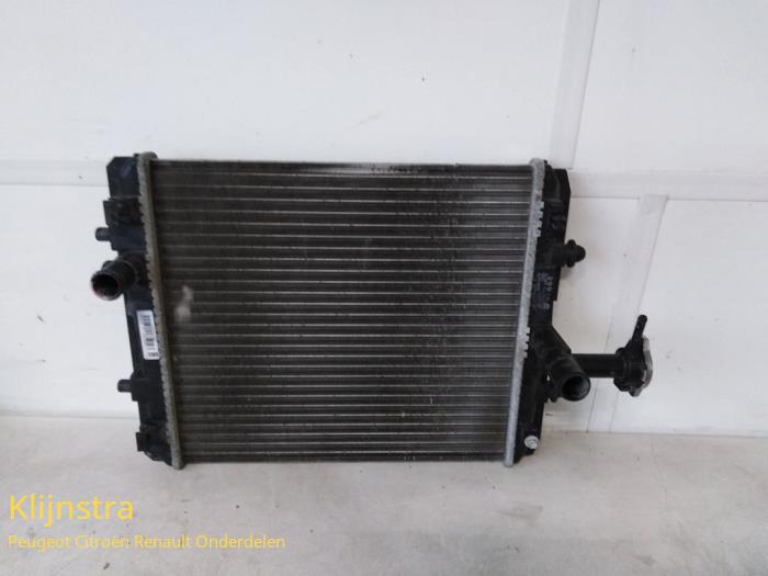 Gebruikte Radiateur Peugeot 107 Prijs op aanvraag aangeboden door Fa. Klijnstra & Zn. VOF