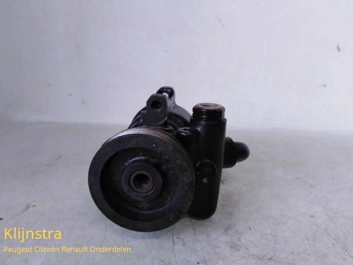 Gebruikte Stuurpomp Peugeot 605 (6B) 3.0 SV Prijs € 75,00 Margeregeling aangeboden door Fa. Klijnstra & Zn. VOF