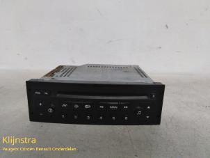 Gebruikte Radio CD Speler Peugeot 307 Break (3E) 1.6 16V Prijs op aanvraag aangeboden door Fa. Klijnstra & Zn. VOF