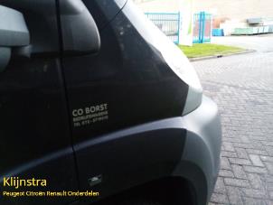 Gebruikte Scherm rechts-voor Peugeot Boxer (U9) 2.2 HDi 150 Prijs € 108,90 Inclusief btw aangeboden door Fa. Klijnstra & Zn. VOF