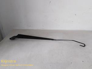 Gebruikte Ruitenwisserarm voor Peugeot 306 Prijs op aanvraag aangeboden door Fa. Klijnstra & Zn. VOF