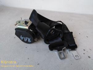 Gebruikte Veiligheidsgordel midden-achter Peugeot 307 SW (3H) 2.0 HDi 90 Prijs op aanvraag aangeboden door Fa. Klijnstra & Zn. VOF