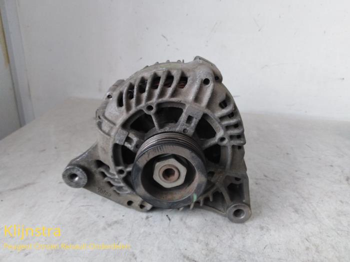 Gebruikte Dynamo Peugeot 306 (7B) 1.4 SL,SR Prijs op aanvraag aangeboden door Fa. Klijnstra & Zn. VOF