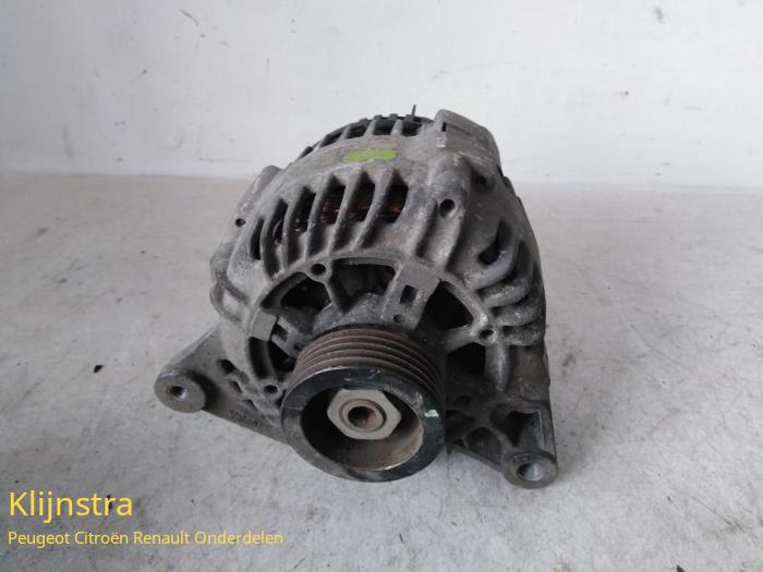 Gebruikte Dynamo Peugeot 306 (7B) 1.4 SL,SR Prijs op aanvraag aangeboden door Fa. Klijnstra & Zn. VOF