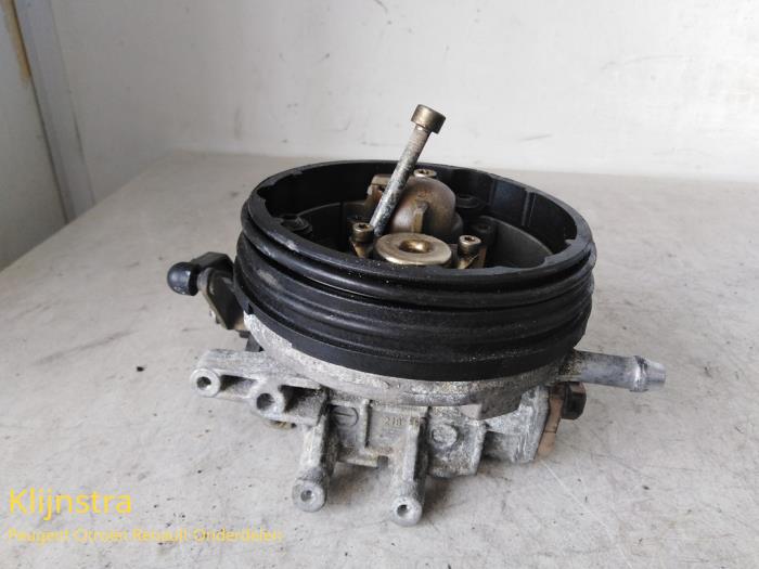 Gebruikte Gasklephuis Peugeot 106 II 1.1 XN,XR,XT,Accent Prijs € 100,00 Margeregeling aangeboden door Fa. Klijnstra & Zn. VOF