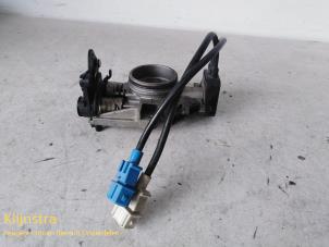 Gebruikte Gasklephuis Peugeot 106 I 1.6 Griffe,Gentry Prijs op aanvraag aangeboden door Fa. Klijnstra & Zn. VOF