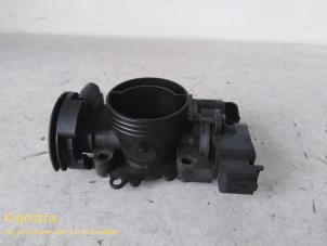 Gebruikte Gasklephuis Peugeot 206 (2A/C/H/J/S) 1.1 XN,XR Prijs op aanvraag aangeboden door Fa. Klijnstra & Zn. VOF