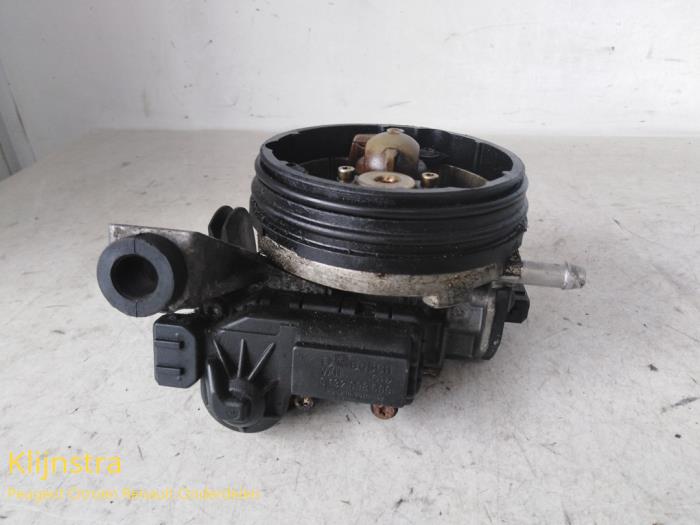 Gebruikte Gasklephuis Peugeot 106 I 1.0i Prijs op aanvraag aangeboden door Fa. Klijnstra & Zn. VOF