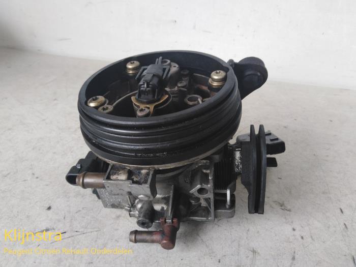 Gebruikte Gasklephuis Peugeot 306 (7A/C/S) 1.4 XN,XR,XA,XRA Kat. Prijs op aanvraag aangeboden door Fa. Klijnstra & Zn. VOF