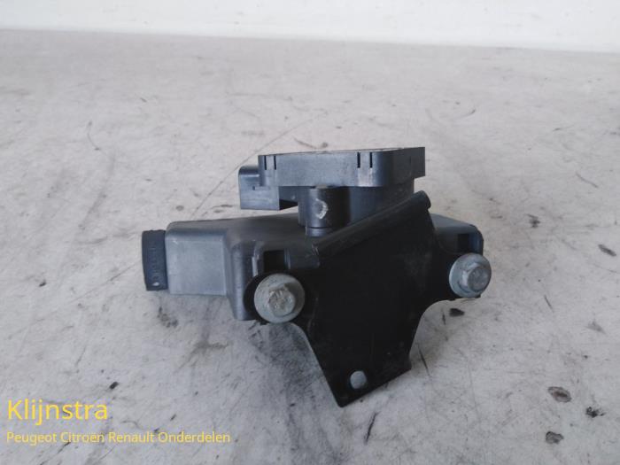 Gebruikte Gasklep Positiesensor Peugeot 406 Coupé (8C) 2.2 HDI 16V FAP Prijs op aanvraag aangeboden door Fa. Klijnstra & Zn. VOF