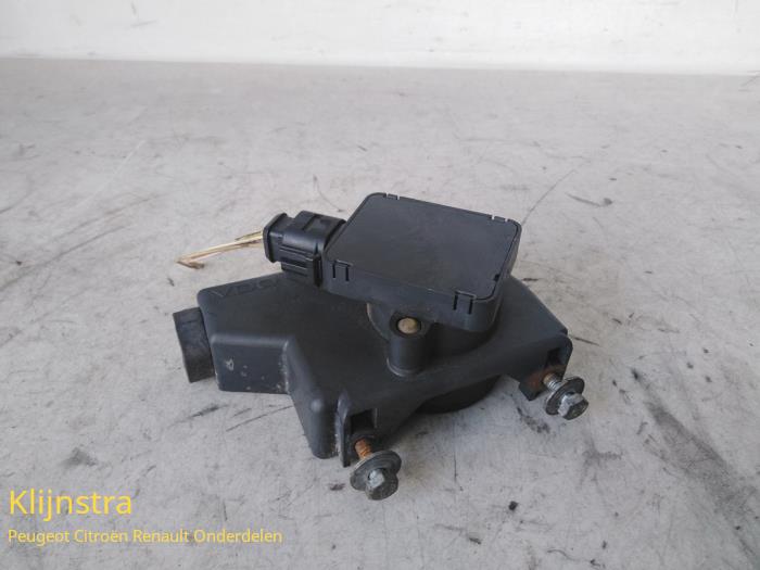 Gebruikte Gasklep Positiesensor Peugeot 406 Break (8E/F) 2.2 HDi 16V FAP Prijs op aanvraag aangeboden door Fa. Klijnstra & Zn. VOF