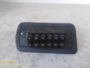 Gebruikte Schakelaar Peugeot 1007 (KM) Prijs op aanvraag aangeboden door Fa. Klijnstra & Zn. VOF