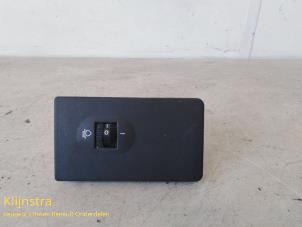 Gebruikte Schakelaar Koplamp Ihv Citroen Jumper (23) 2.8 HDi Prijs op aanvraag aangeboden door Fa. Klijnstra & Zn. VOF