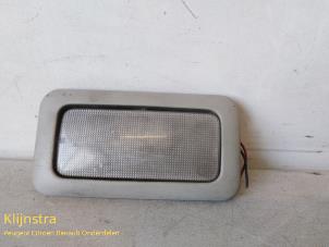 Gebruikte Binnenverlichting achter Peugeot Boxer (230L) 2.5D 320M 12V Prijs € 25,00 Margeregeling aangeboden door Fa. Klijnstra & Zn. VOF