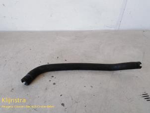 Gebruikte Intercooler Slang Peugeot Boxer (244) 2.8 HDi 127 Prijs op aanvraag aangeboden door Fa. Klijnstra & Zn. VOF