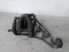 Peugeot 407 (6D) 2.0 HDiF 16V Remklauw (Tang) links-voor