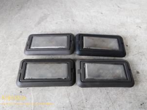 Gebruikte Binnenverlichting voor Peugeot J5 (280P) 2.5 D Prijs € 25,00 Margeregeling aangeboden door Fa. Klijnstra & Zn. VOF