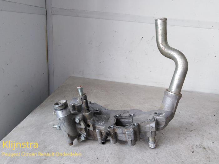 Gebruikte Thermostaathuis Peugeot 307 (3A/C/D) 2.0 HDi 90 Prijs € 145,00 Margeregeling aangeboden door Fa. Klijnstra & Zn. VOF