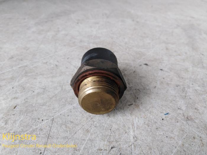 Gebruikte Diversen Peugeot 205 II (20A/C) 1.8 XLD,XRD,GLD,GRD Prijs op aanvraag aangeboden door Fa. Klijnstra & Zn. VOF