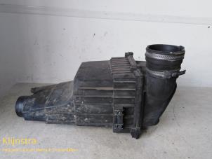 Gebruikte Luchtfilterhuis Peugeot 206 CC (2D) 1.6 16V Prijs op aanvraag aangeboden door Fa. Klijnstra & Zn. VOF