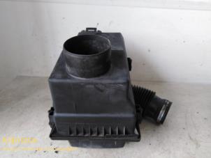 Gebruikte Luchtfilterhuis Peugeot 406 Coupé (8C) 2.0 16V Prijs op aanvraag aangeboden door Fa. Klijnstra & Zn. VOF