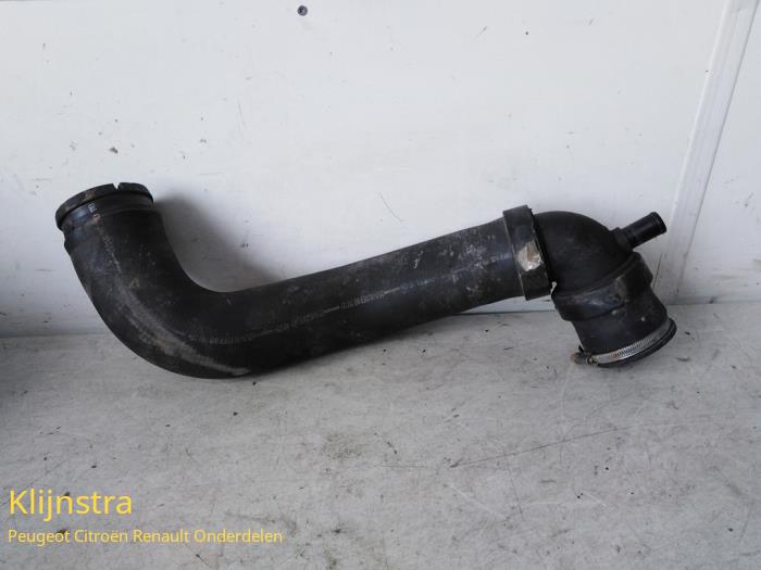 Gebruikte Intercooler Slang Citroen Evasion 2.0 CT SX,VSX Turbo Prijs € 39,00 Margeregeling aangeboden door Fa. Klijnstra & Zn. VOF