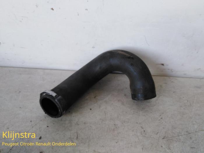 Gebruikte Intercooler Slang Peugeot 407 (6D) 1.6 HDi 16V Prijs € 39,00 Margeregeling aangeboden door Fa. Klijnstra & Zn. VOF