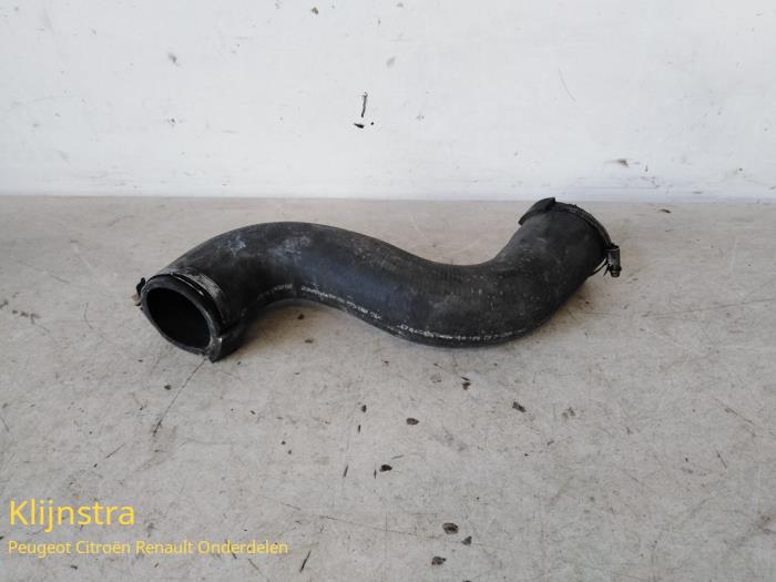 Gebruikte Intercooler Slang Peugeot 407 (6D) 2.0 HDiF 16V Prijs € 39,00 Margeregeling aangeboden door Fa. Klijnstra & Zn. VOF