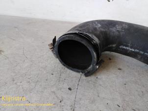 Intercooler Slang van een Peugeot 407 (6D) 2.0 HDiF 16V 2005