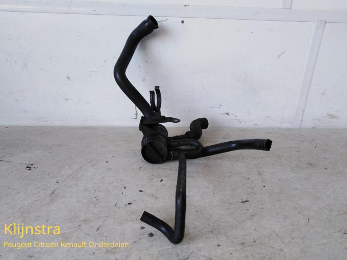 Gebruikte Olie vulpijp Peugeot 806 2.0 Turbo SR,ST,SV,Pullman Prijs € 75,00 Margeregeling aangeboden door Fa. Klijnstra & Zn. VOF