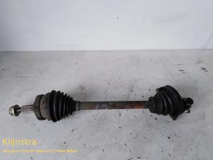 Gebruikte Cardanas links-voor (VWA) Renault Megane Coupé (DA) 2.0i 16V Prijs op aanvraag aangeboden door Fa. Klijnstra & Zn. VOF