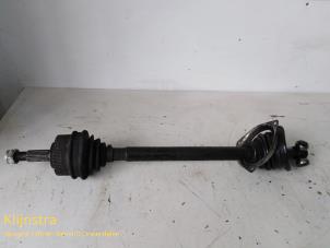 Gebruikte Homokineetas links-voor Renault Megane Scenic Prijs op aanvraag aangeboden door Fa. Klijnstra & Zn. VOF