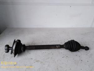 Gebruikte Steekas links-voor Renault Laguna I (B56) 1.6 16V Prijs op aanvraag aangeboden door Fa. Klijnstra & Zn. VOF